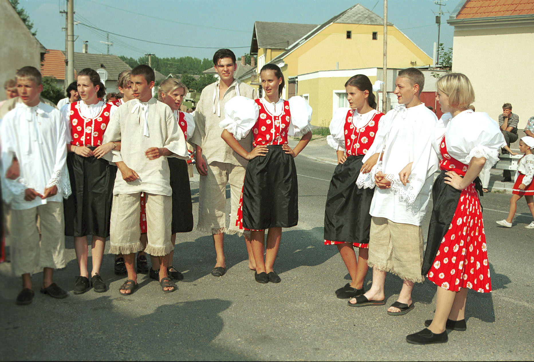 1998-DOŽINKY-C